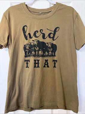 Graphic Short Sleeve Tee Size Medium